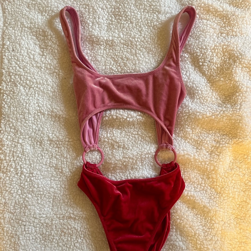 kendall & kylie two tone pink cut out one piece swim suit